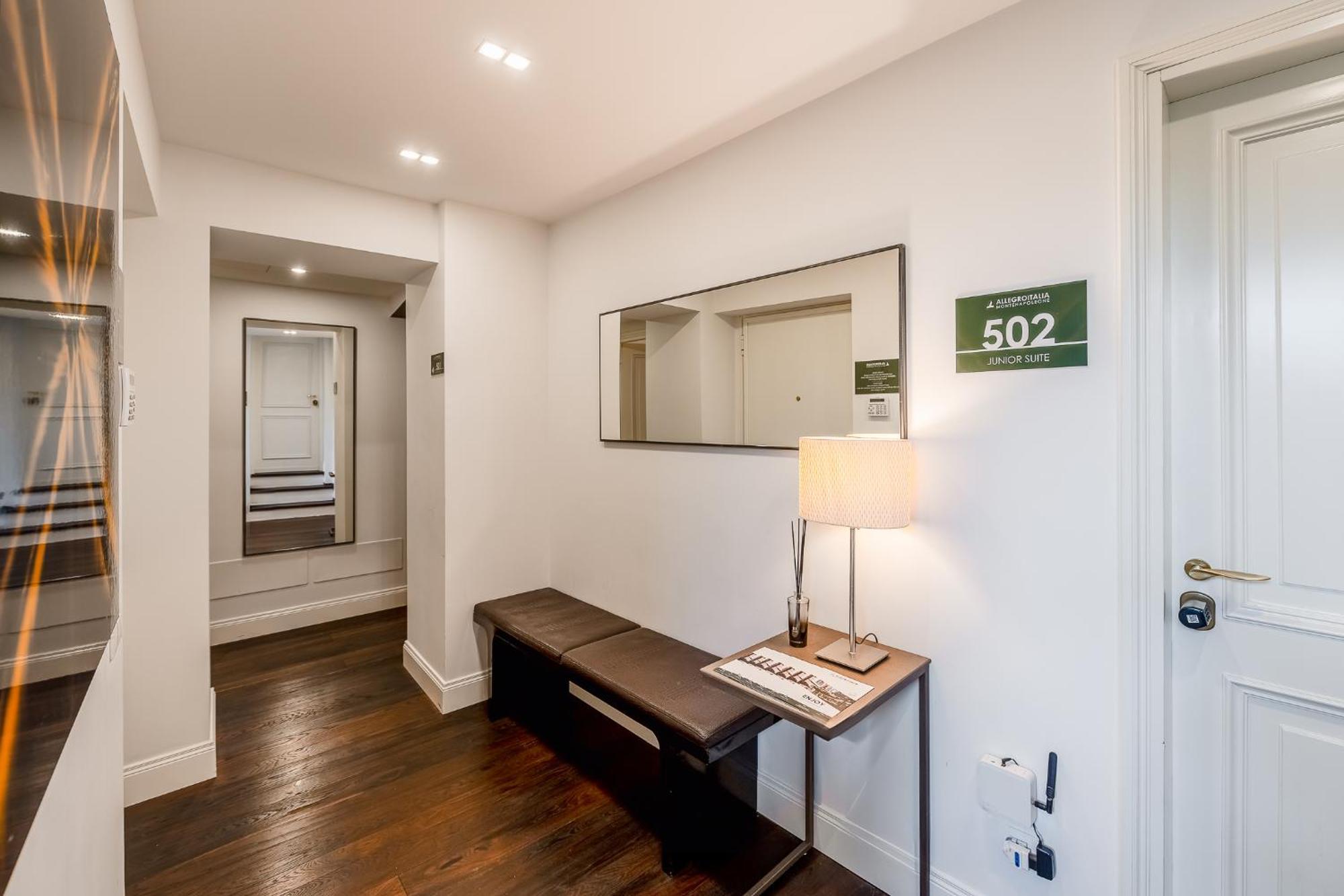 Allegroitalia Penthouse Montenapoleone Mailand Exterior foto